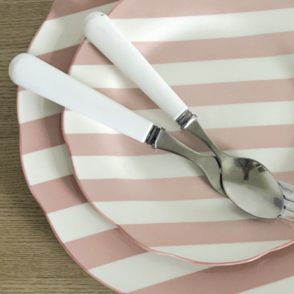 Set de 4 Assiettes rayées Trattoria ROSE - Différentes tailles – Image 4