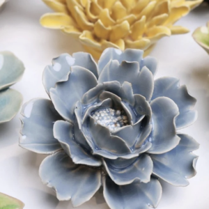 Fleur murale en céramique bleu pastel - Rose