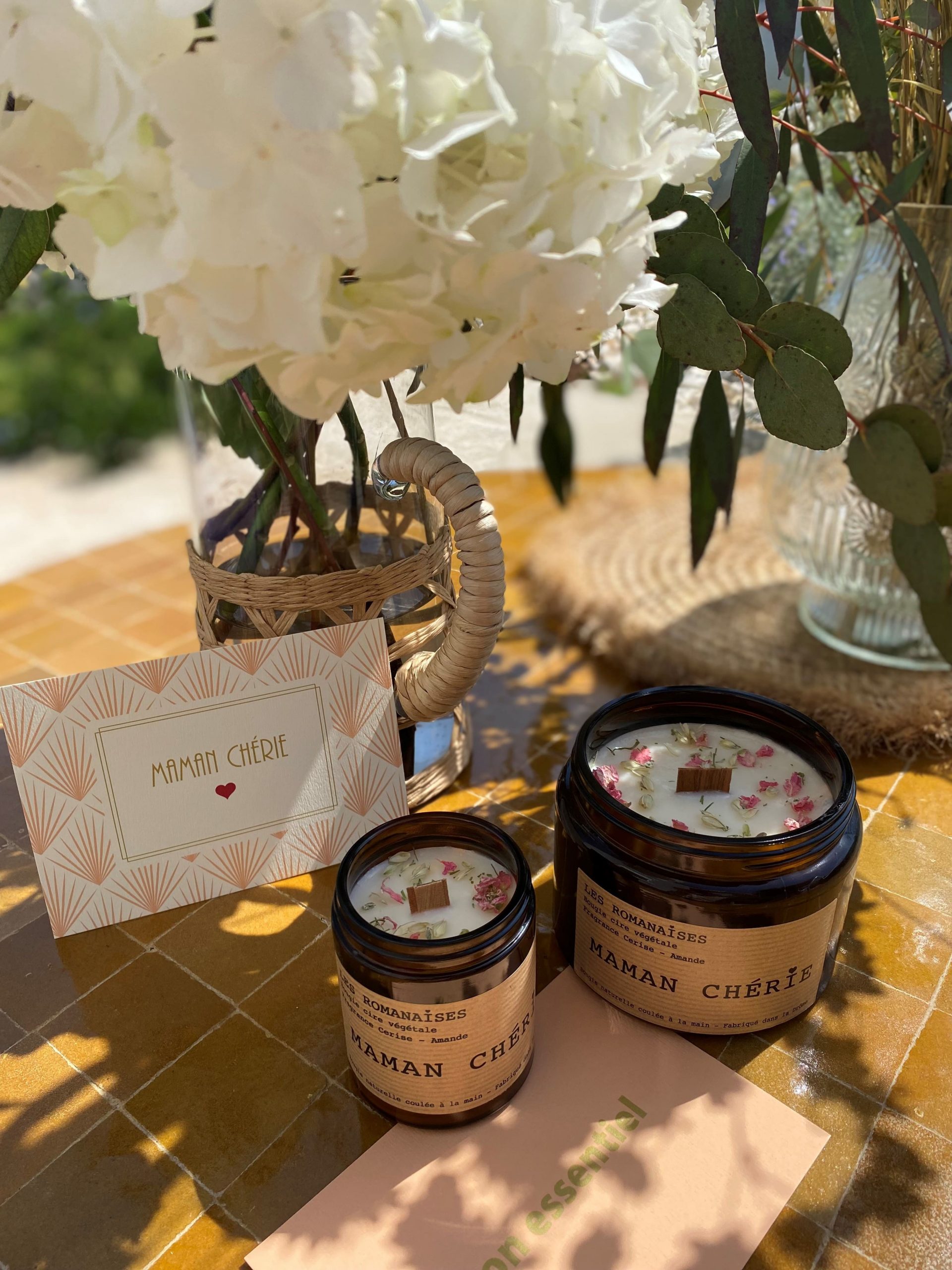 Bougie Maman chérie - Cerise & amande – Image 3