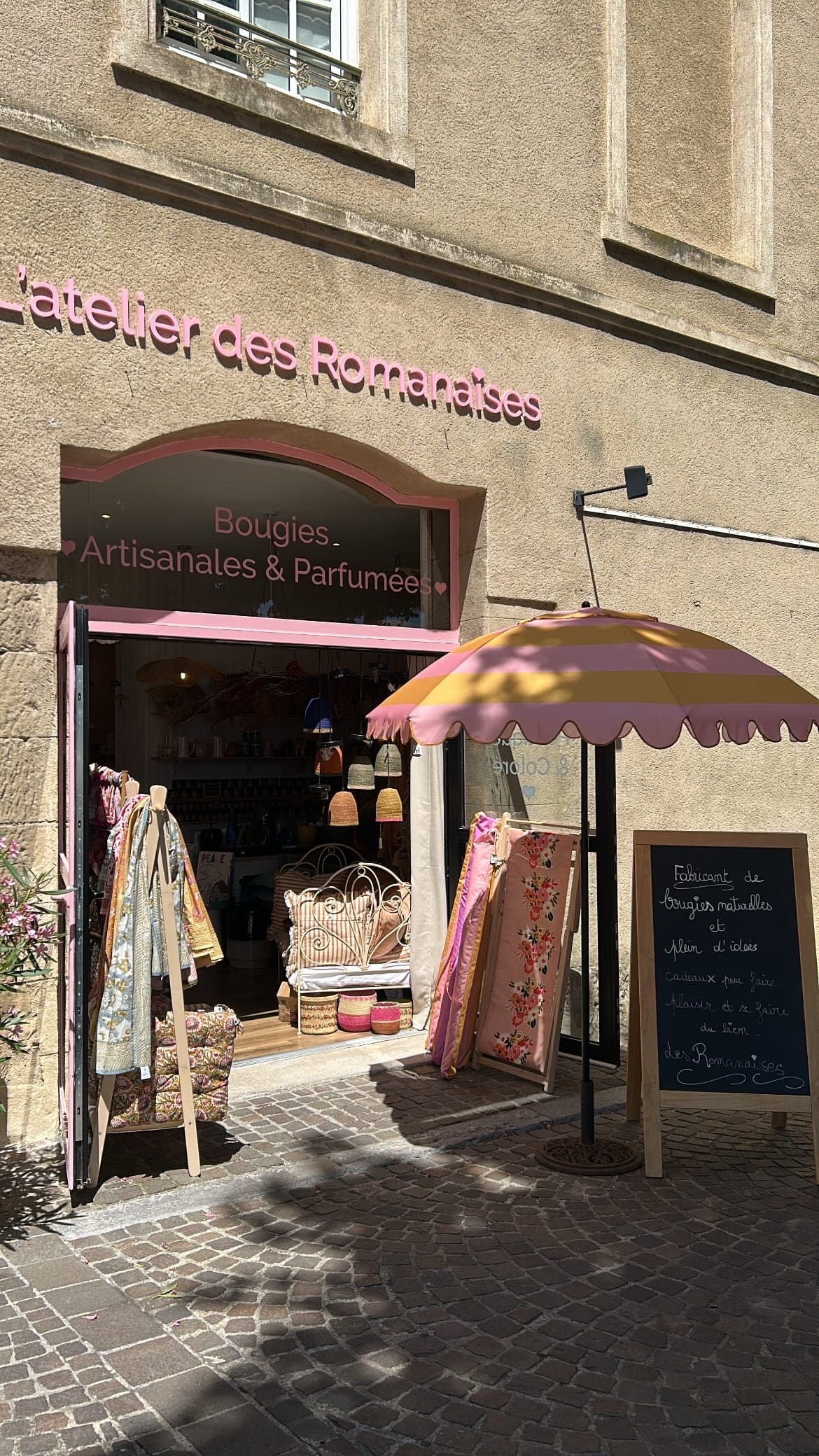 Parasol Inclinable à rayures Rose & Jaune Ø197 cm – Image 3
